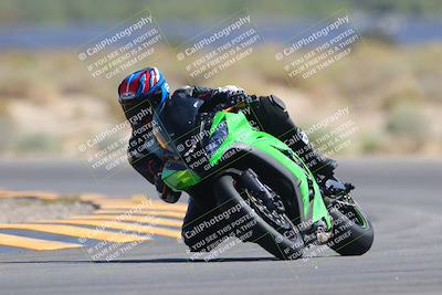 media/Oct-01-2023-SoCal Trackdays (Sun) [[4c570cc352]]/Turn 16 (120pm)/